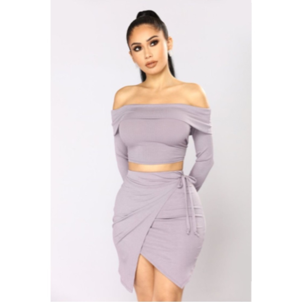 Two piece matching ribbed wrap skirt set off-shoulder long sleeve folded top XL